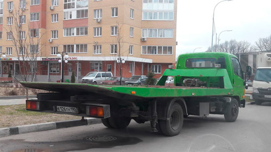 evakuatori v Донском районе